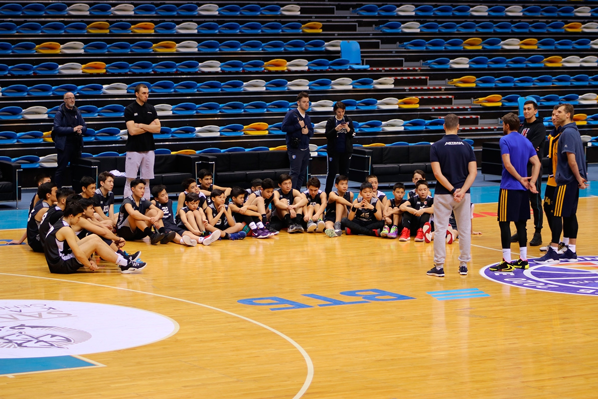 Академия баскетбола Астана — Встреча с игроками БК Химки