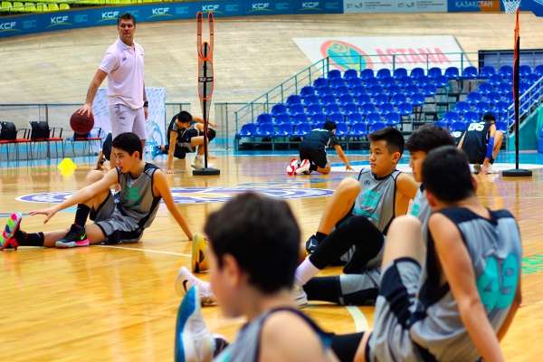 Training of «Astana» children's academy of basketball at the «Saryarka» Cycle track