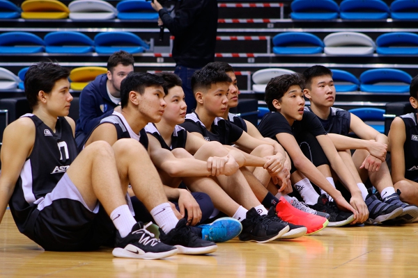 «Астана» балалар баскетбол академиясының «Химки» баскетбол клубының ойыншыларымен кездесуі