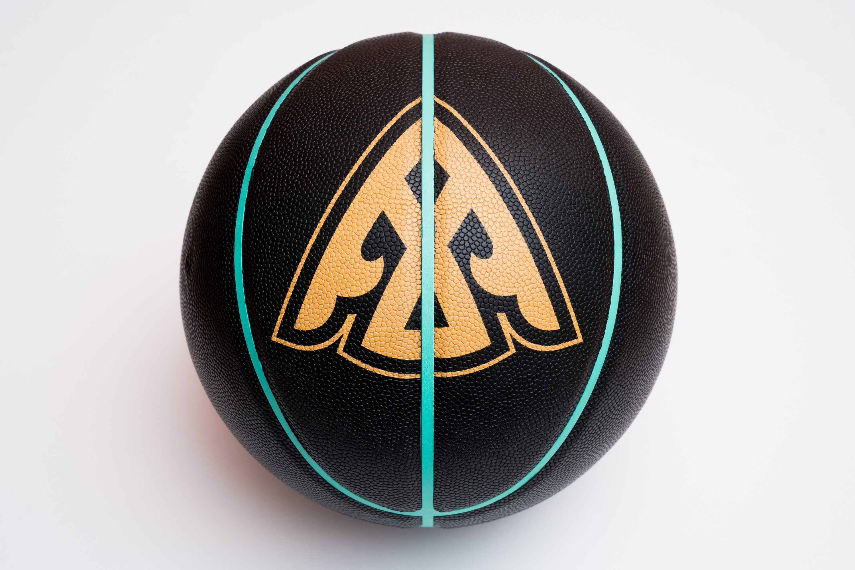 Игровой мяч баскетбольный клуб Астана